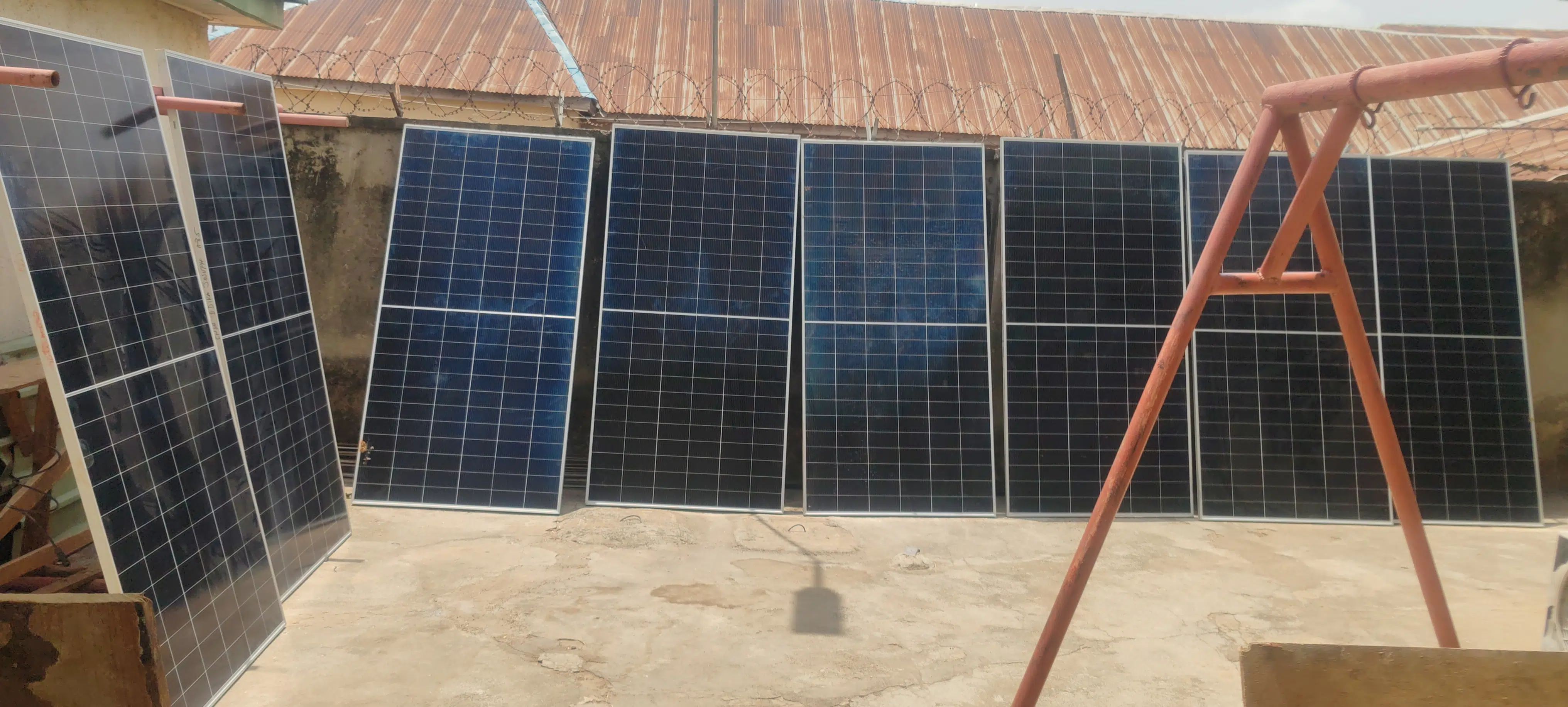 Residential Solar Installation 36